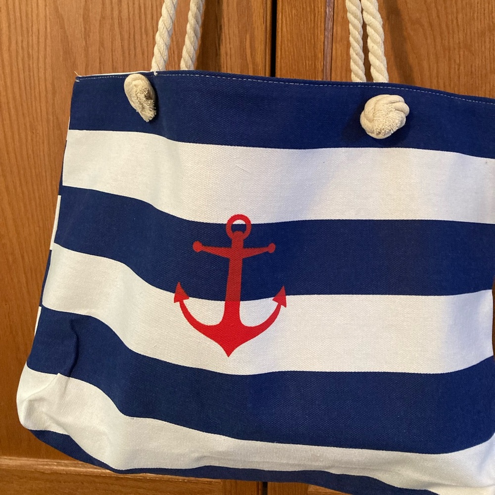 NAUTICAL inspired canvas beach pool bag. With rope strap and a Red Anchor